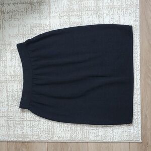 St. JOHN Black Knit Women's Skirt Size 4